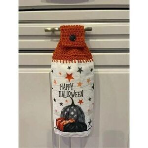 Crochet Top Kitchen Towel. Happy Halloween Pumpkins